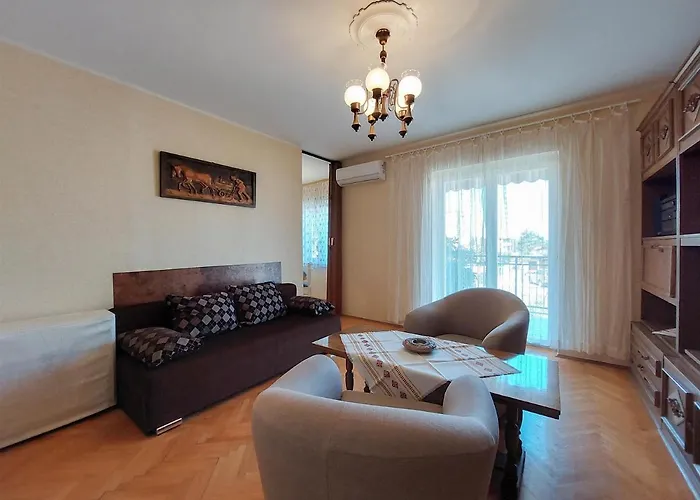 Nikola Apartman