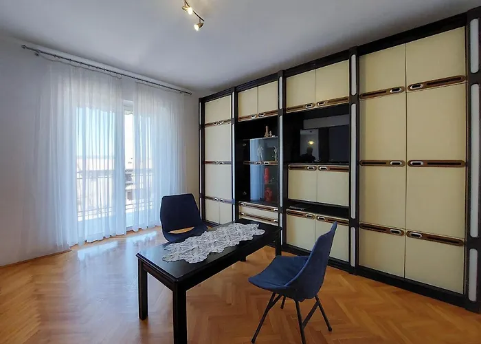 Nikola Apartman
