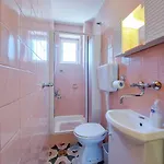 Nikola Apartman Punat
