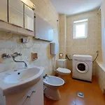 Nikola Apartman Punat